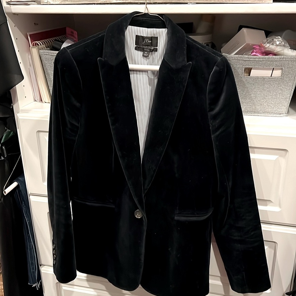 Jcrew Parke velvet blazer, size 6, pinstriped lining